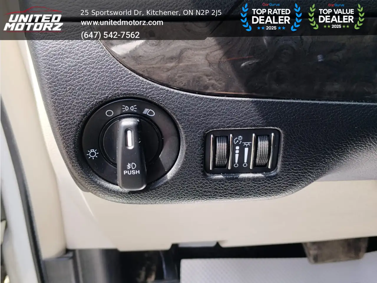 Dodge Grand Caravan fotografie Dodge Grand Caravan