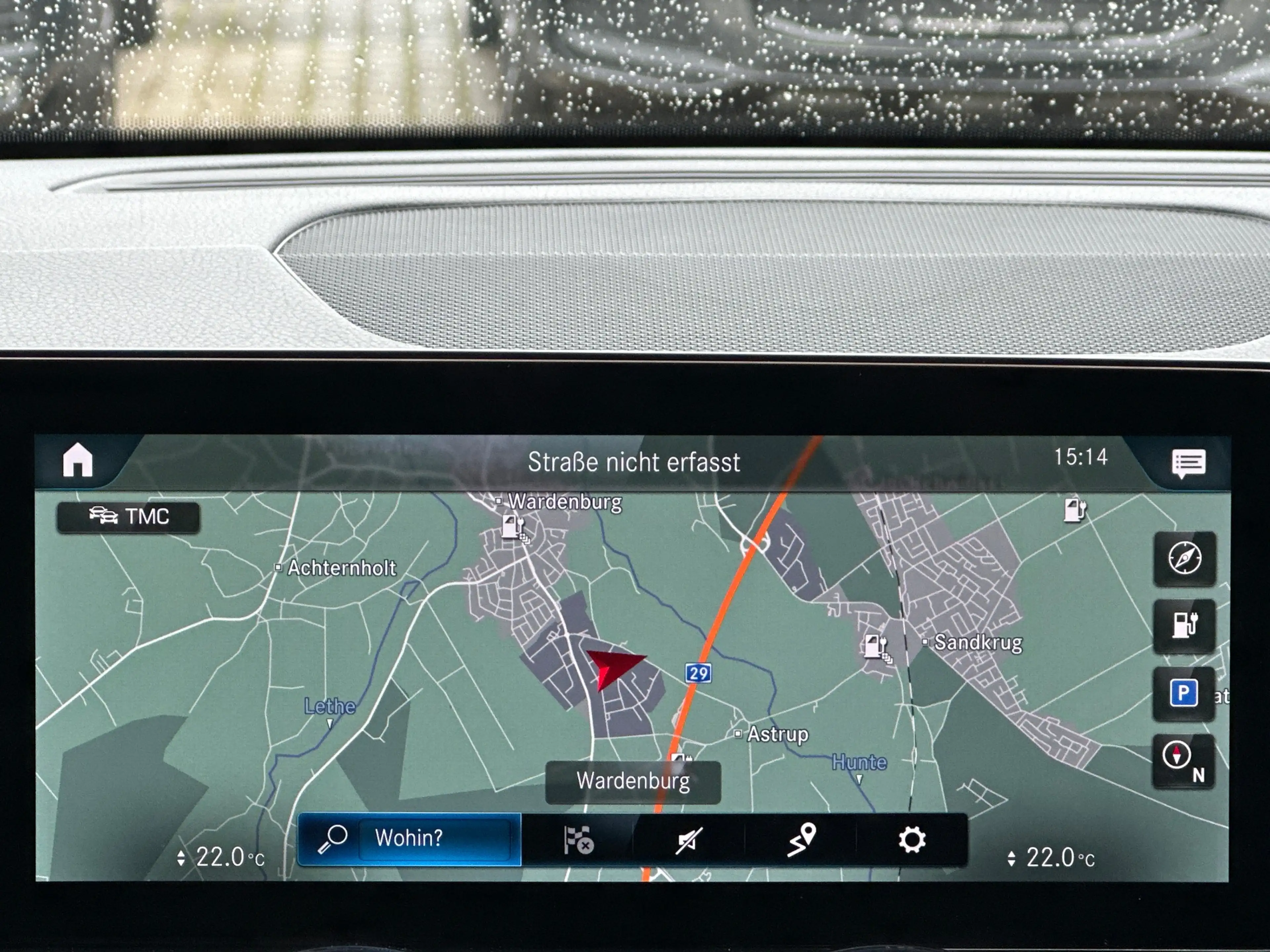 Mercedes-Benz EQB 250 250 Progressive NAV+LED+KAM+KEYLESS+DISTRONIC+WS — photo 16