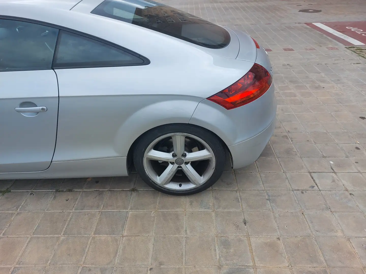 Audi TT Coupé+2.0+TFSI+S-Tronic Plateado - 2