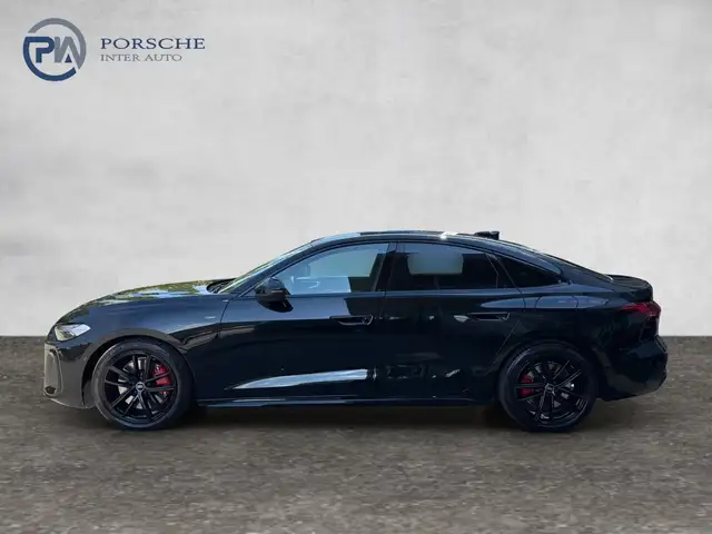 Audi A5 view 3