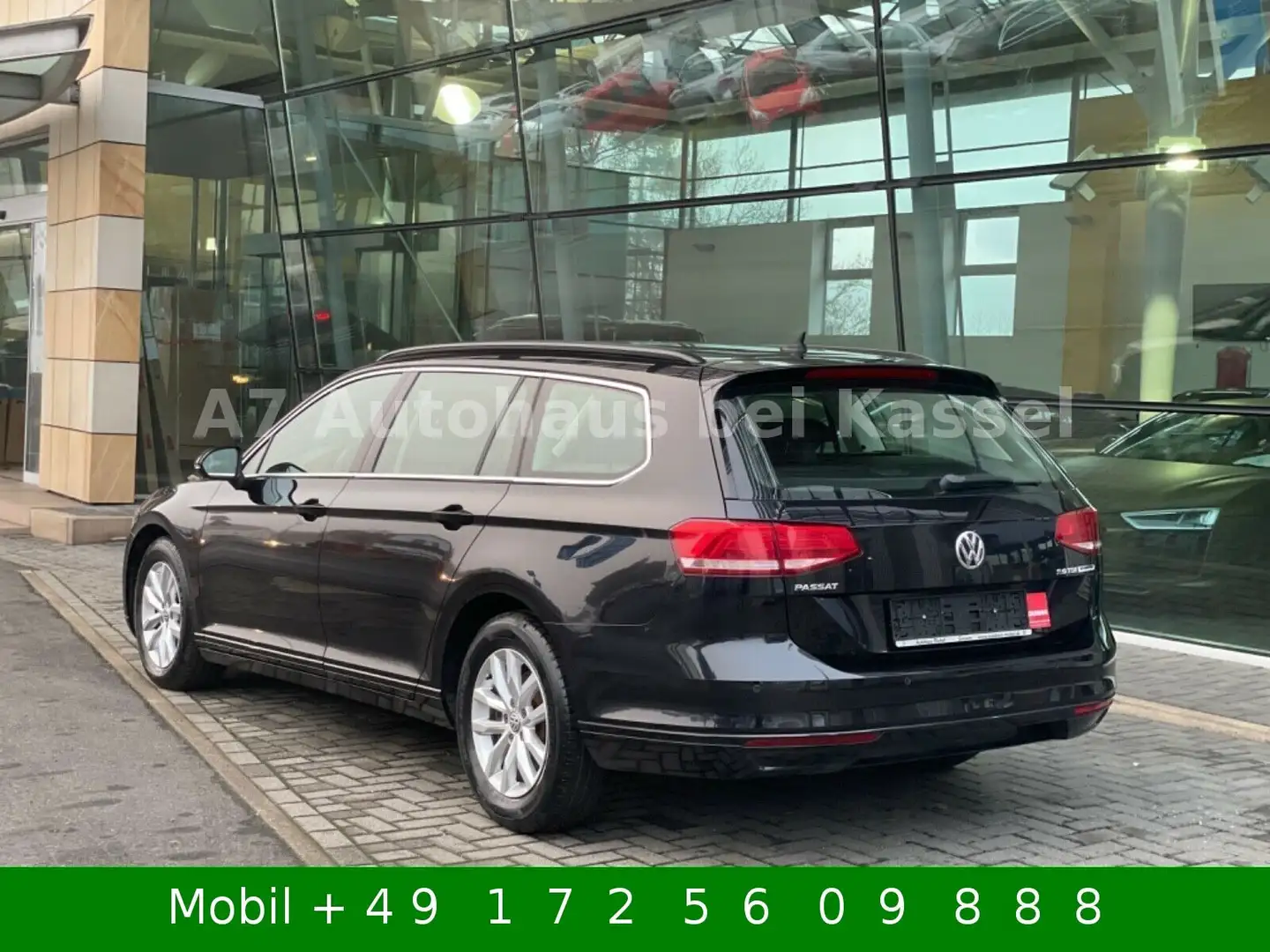 Volkswagen Passat Variant Comfortline Navi PDC AHK E6 Schwarz - 2