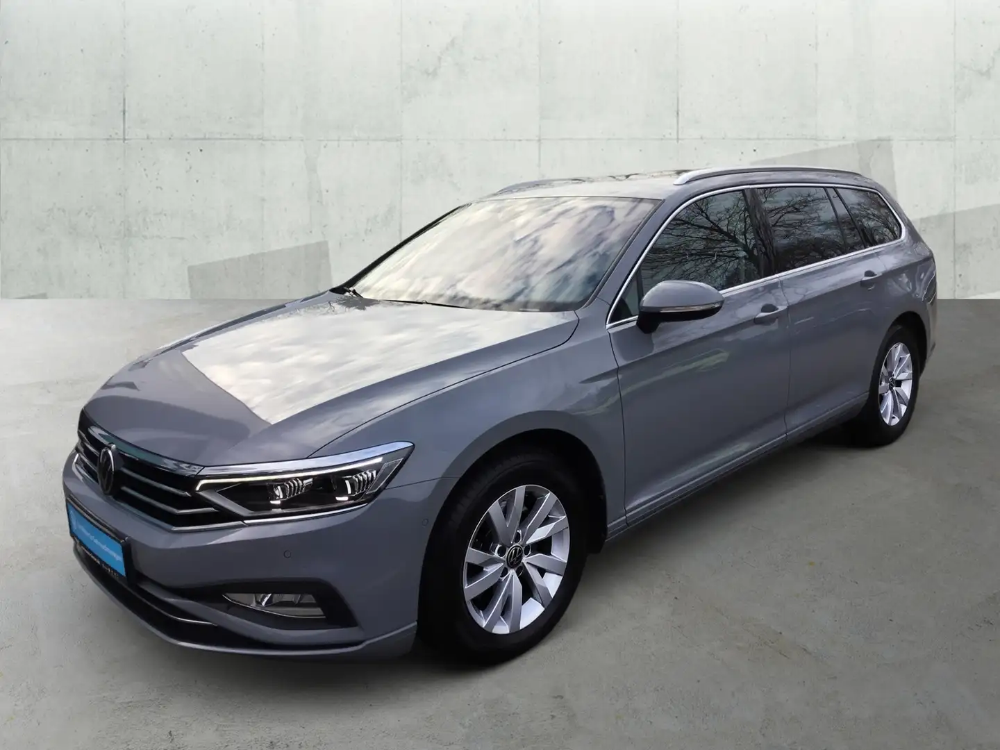Volkswagen Passat Variant 2.0 TDI DSG BUSINESS +AHK +IQ.LIGHT +ACC +RKAM +N Grau - 2