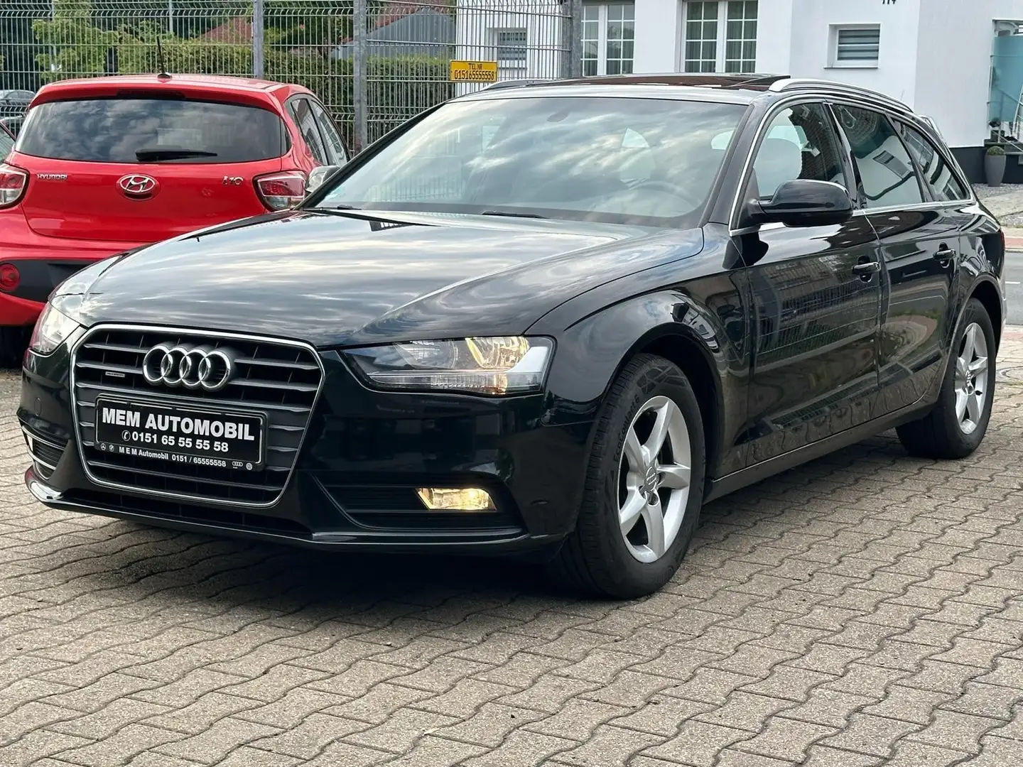 Audi A4 2.0 TDI Ambiente quattro VOLL SCHECKHEFT 1.HAND Schwarz - 1