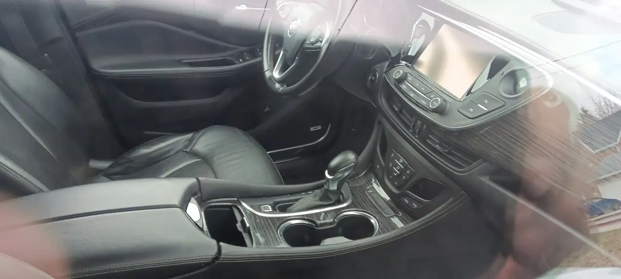 Buick Envision снимка Buick Envision