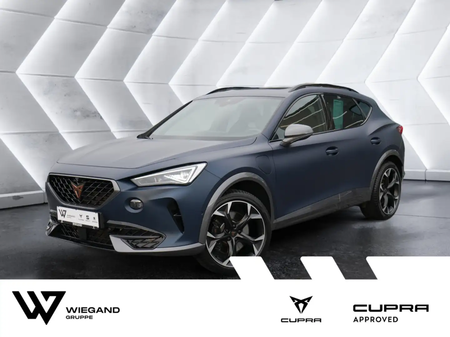 CUPRA Formentor 1.4 TSI VZ e-Hybrid LEDER MATT AHK Blau - 1