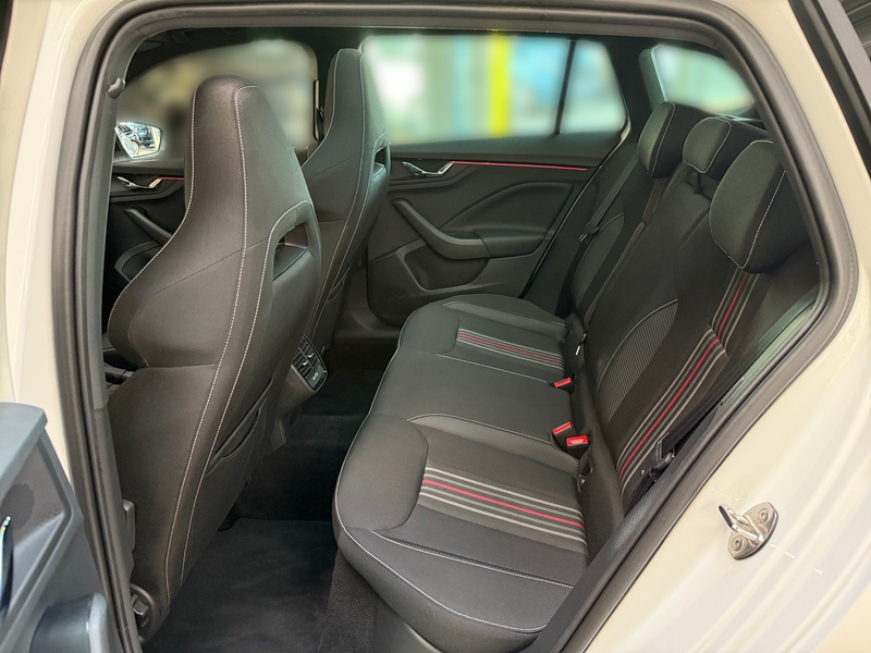 Skoda Scala Dig.Cockpit LED AHK Winterp. Shz. Sports. — photo 16