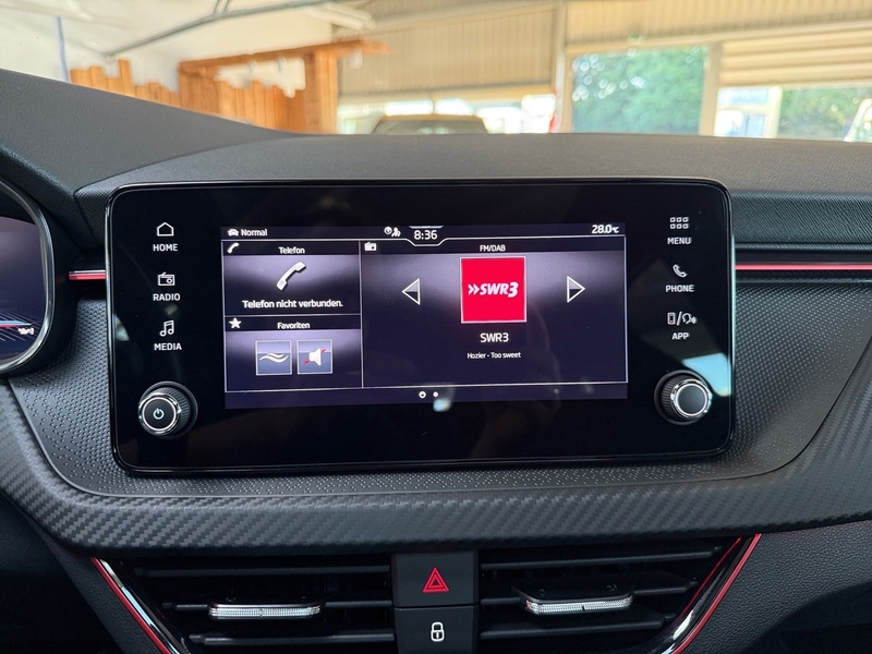 Skoda Scala Dig.Cockpit LED AHK Winterp. Shz. Sports. — photo 13