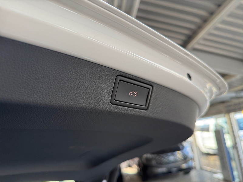 Skoda Scala Dig.Cockpit LED AHK Winterp. Shz. Sports. — photo 8