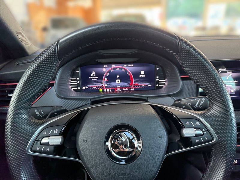 Skoda Scala Dig.Cockpit LED AHK Winterp. Shz. Sports. — photo 12