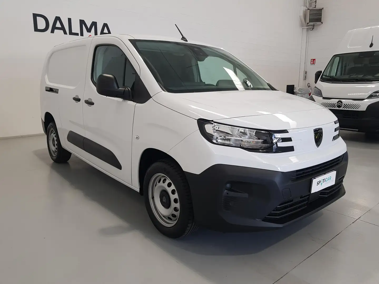 Peugeot Partner BlueHDi 130 EAT8 S&S PL Furgone Bianco - 1