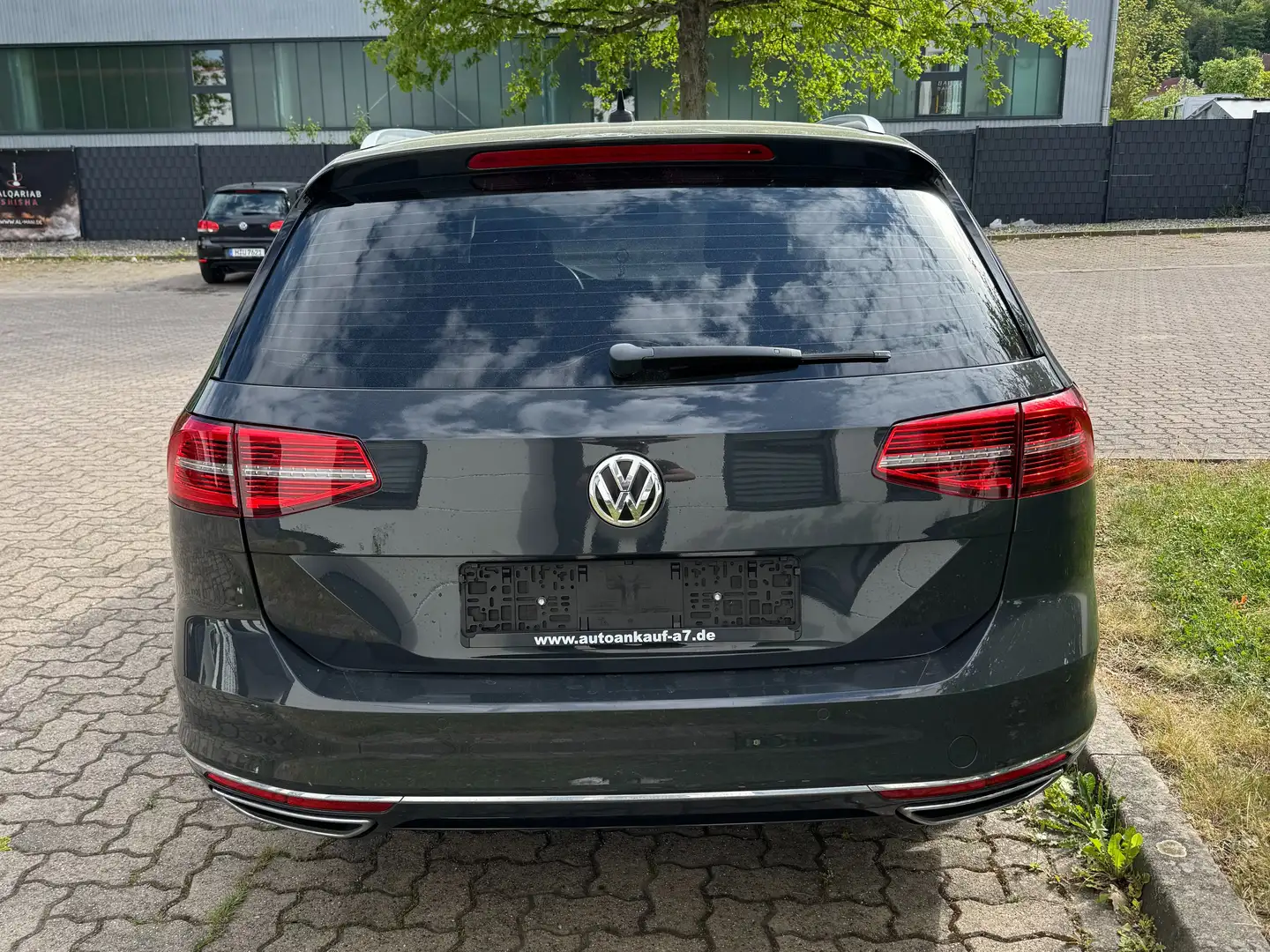 Volkswagen Passat Variant Passat Variant 2.0 TDI SCR 4Motion DSG (BMT) Highl Grau - 2