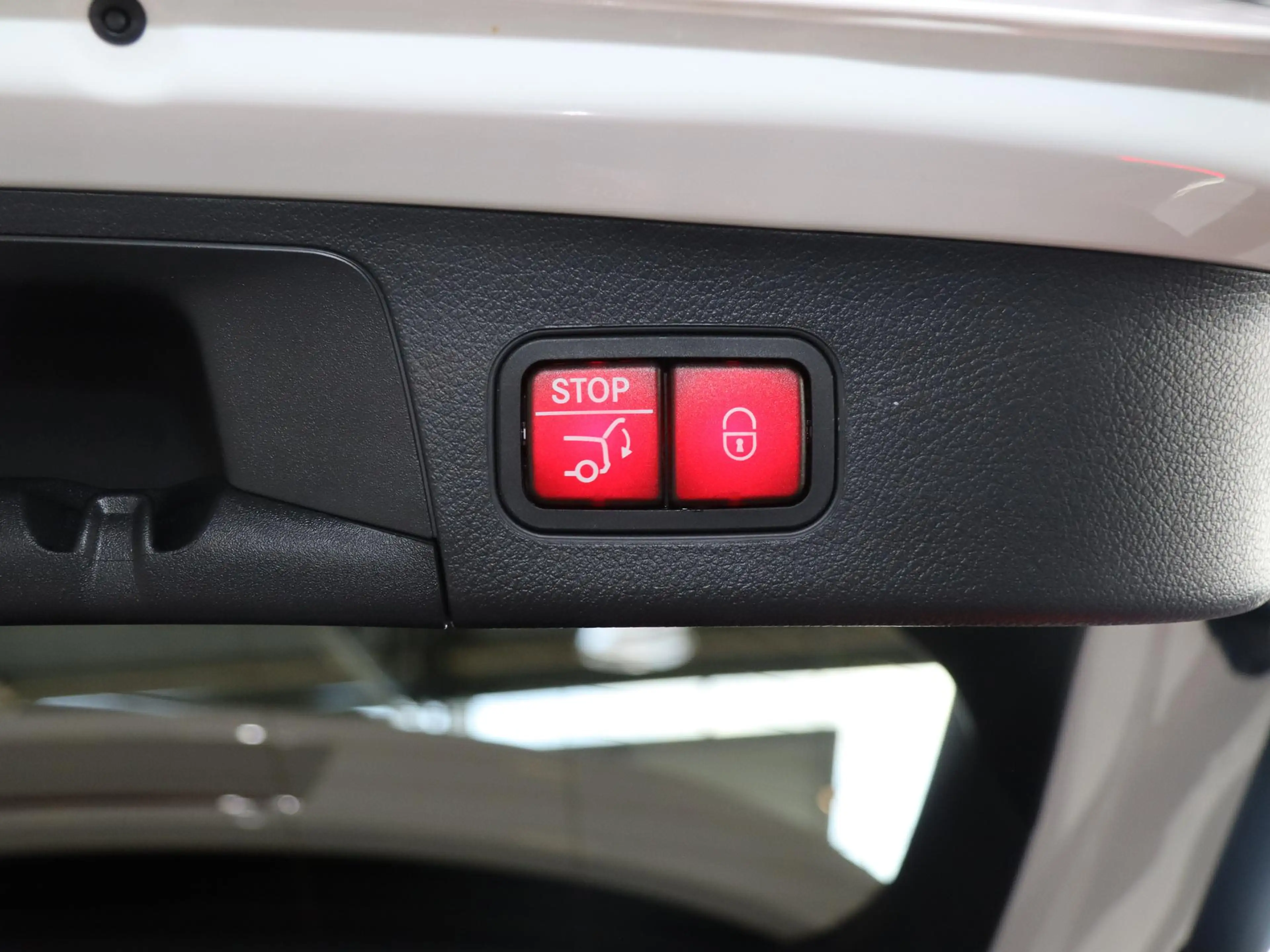 Mercedes-Benz EQA 350 4MATIC Business Solution AMG 67 kWh | Panoramadak — photo 14