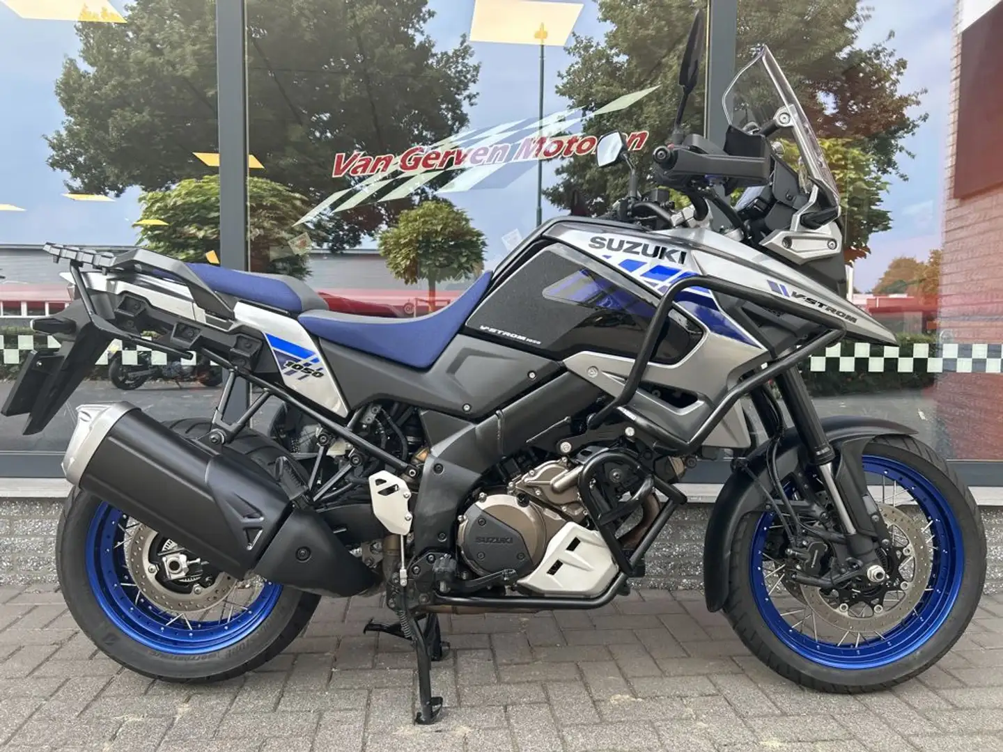 Suzuki V-Strom 1050 XT - 1