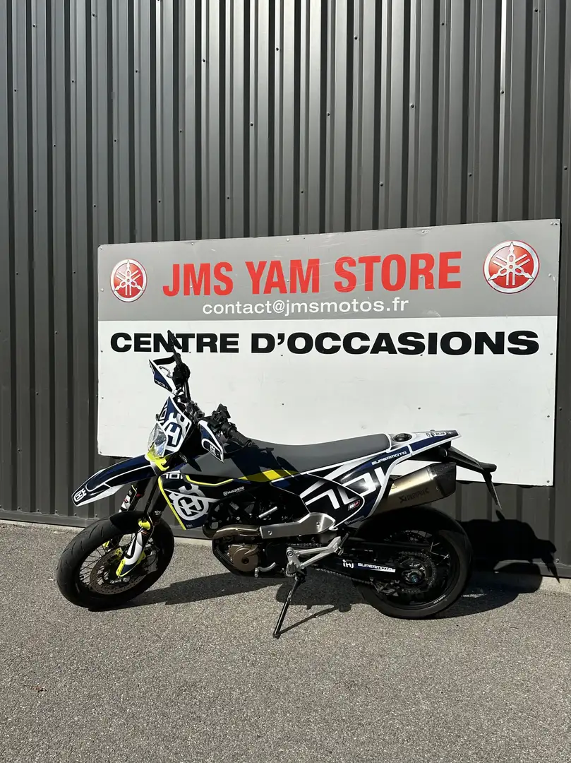 Husqvarna 701 Supermoto - 2