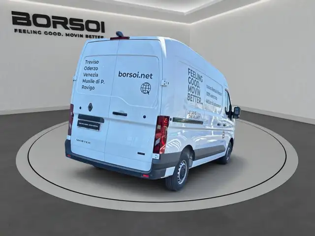 Renault Master view 4