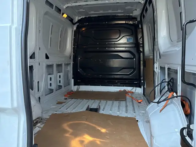 Renault Master view 14