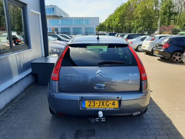 Citroen C4 view 6