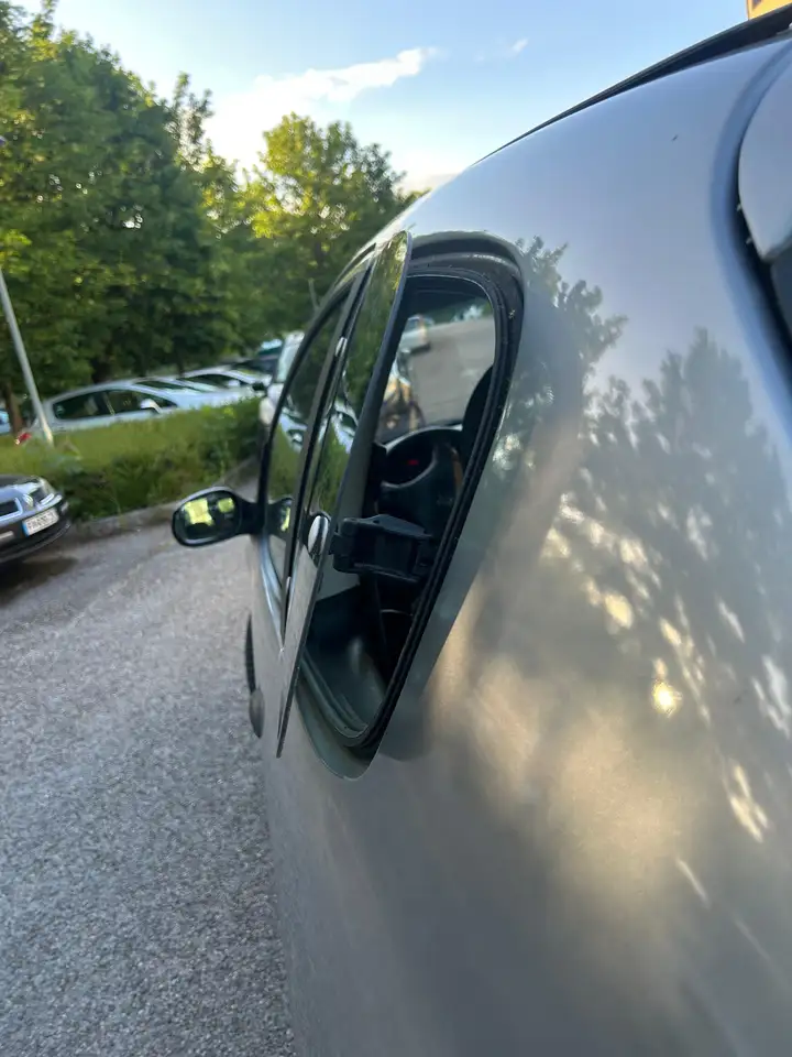 Peugeot 206 XS 1.6 110ch Garantie 3 mois Clim Auto, foto 6