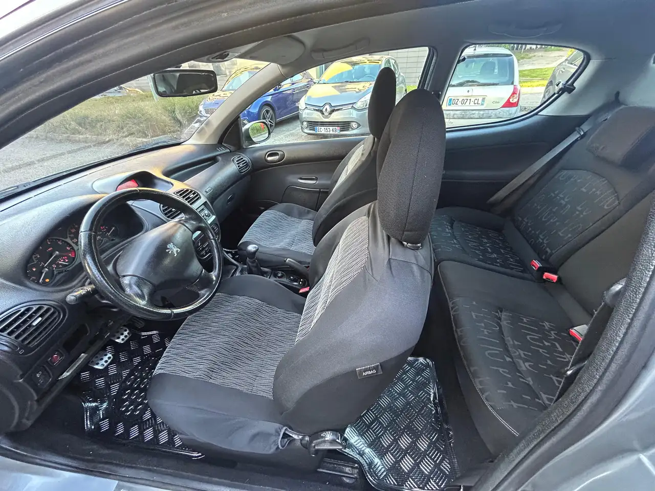 Peugeot 206 XS 1.6 110ch Garantie 3 mois Clim Auto, foto 9