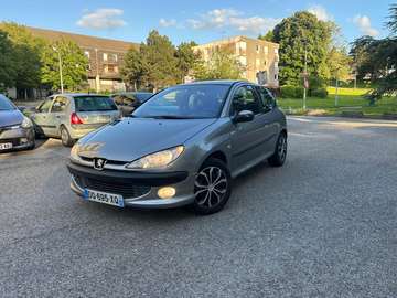 Peugeot 206 XS 1.6 110ch Garantie 3 mois Clim Auto