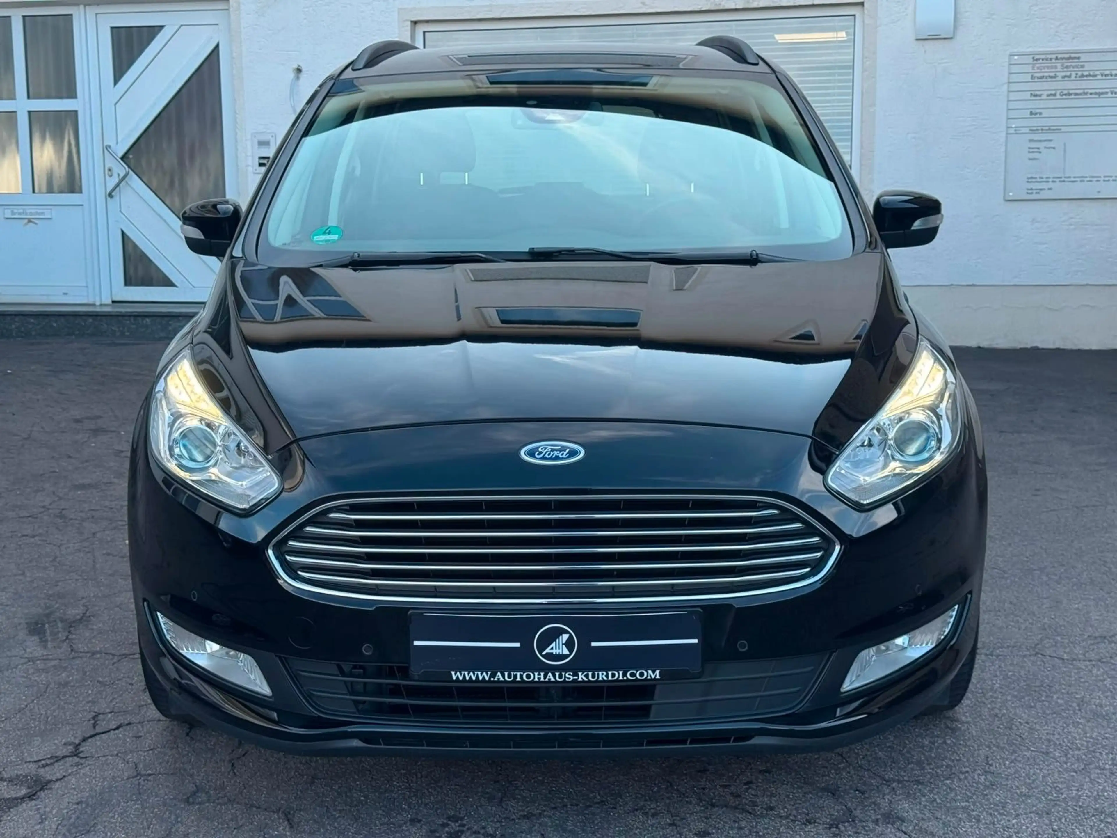 Ford Galaxy Business 7SITZE KEYLESS NAVI SHZ TEMP AHK — photo 3