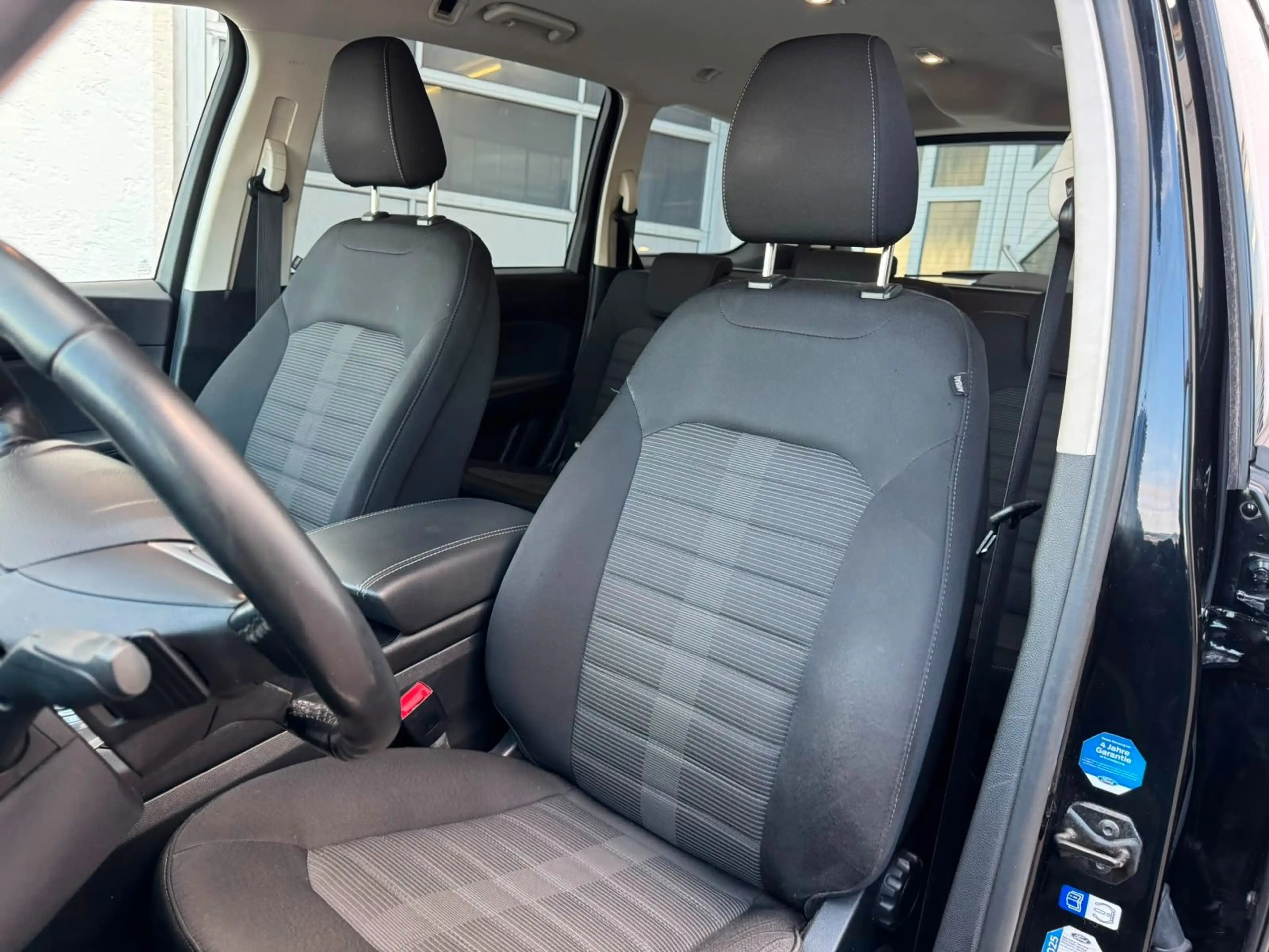 Ford Galaxy Business 7SITZE KEYLESS NAVI SHZ TEMP AHK — photo 12