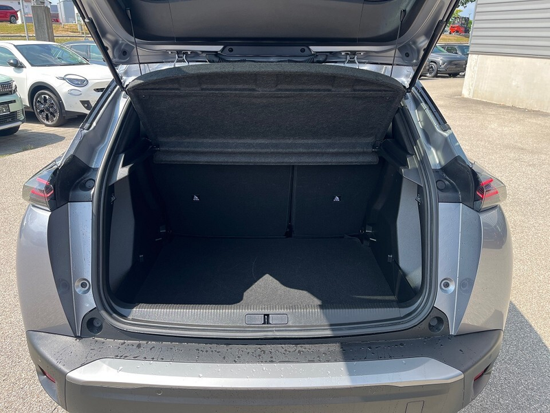 Peugeot 2008 Allure EAT6 145PS — photo 9