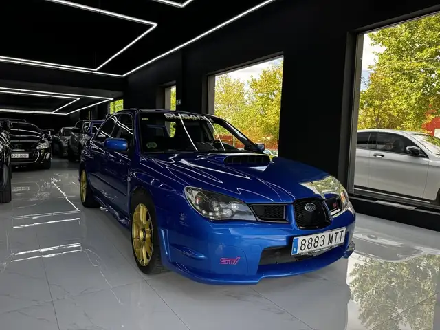 Subaru Impreza Sedán 2.5T WRX STI