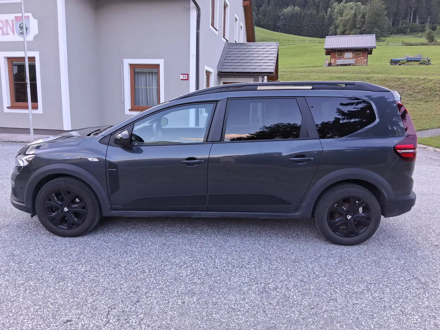 Dacia Jogger Jogger Extreme TCe 110 Extreme Grau - 2
