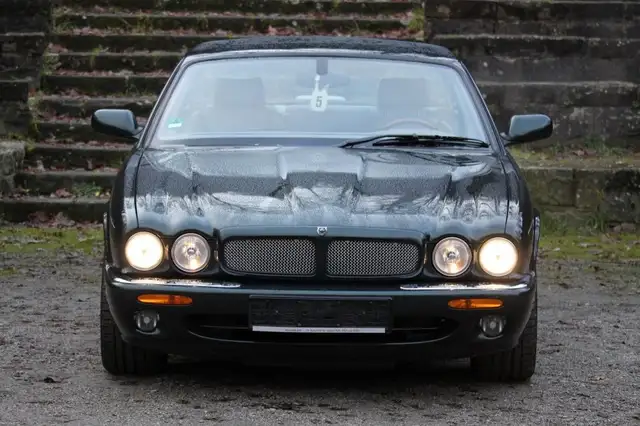 Jaguar XJR Top gepflegter XJR mit 2 Jahre Garantie