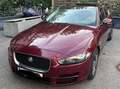 Jaguar XE XE 20d Prestige Rot - thumbnail 1