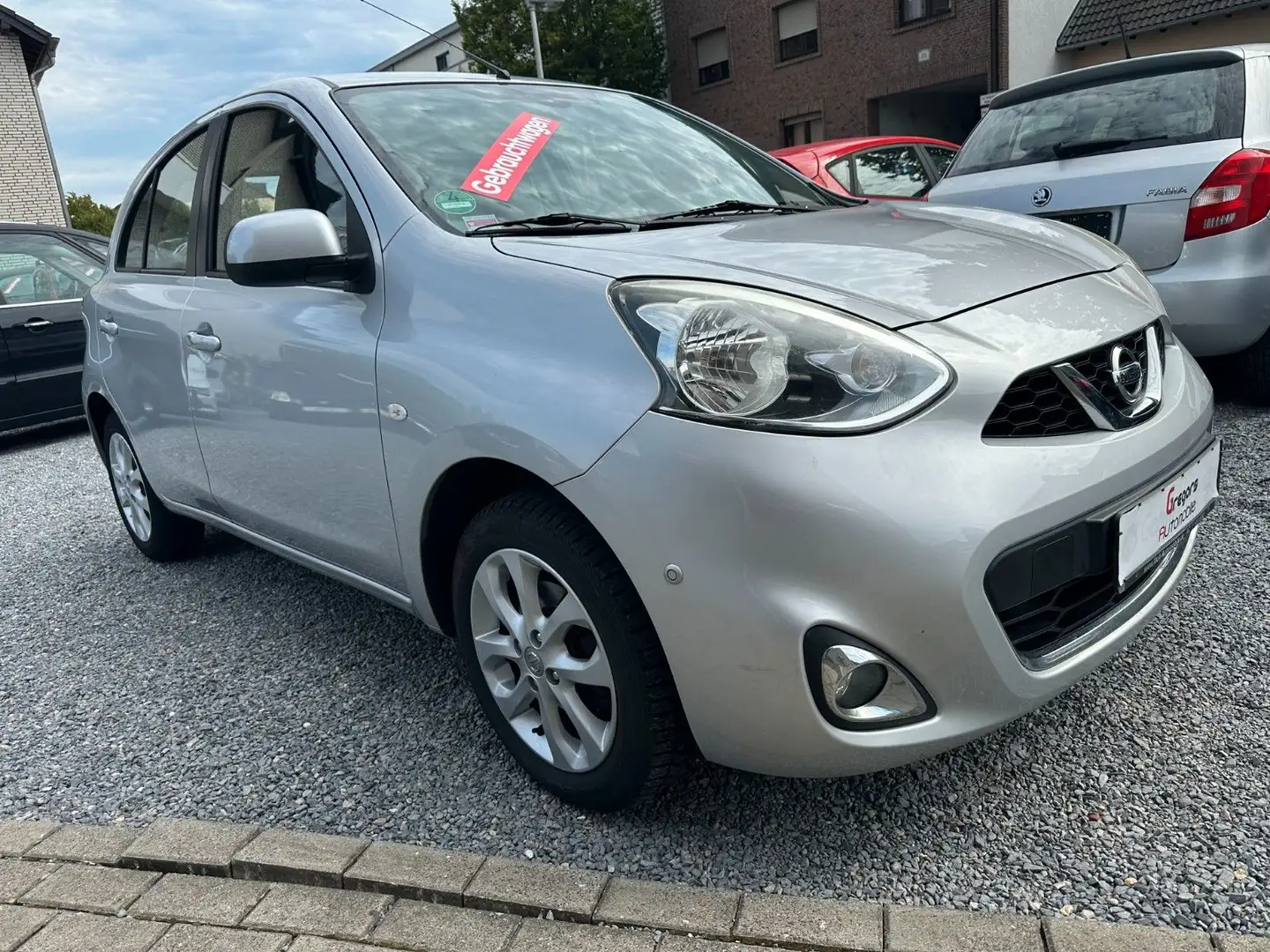Nissan Micra Acenta Silber - 1