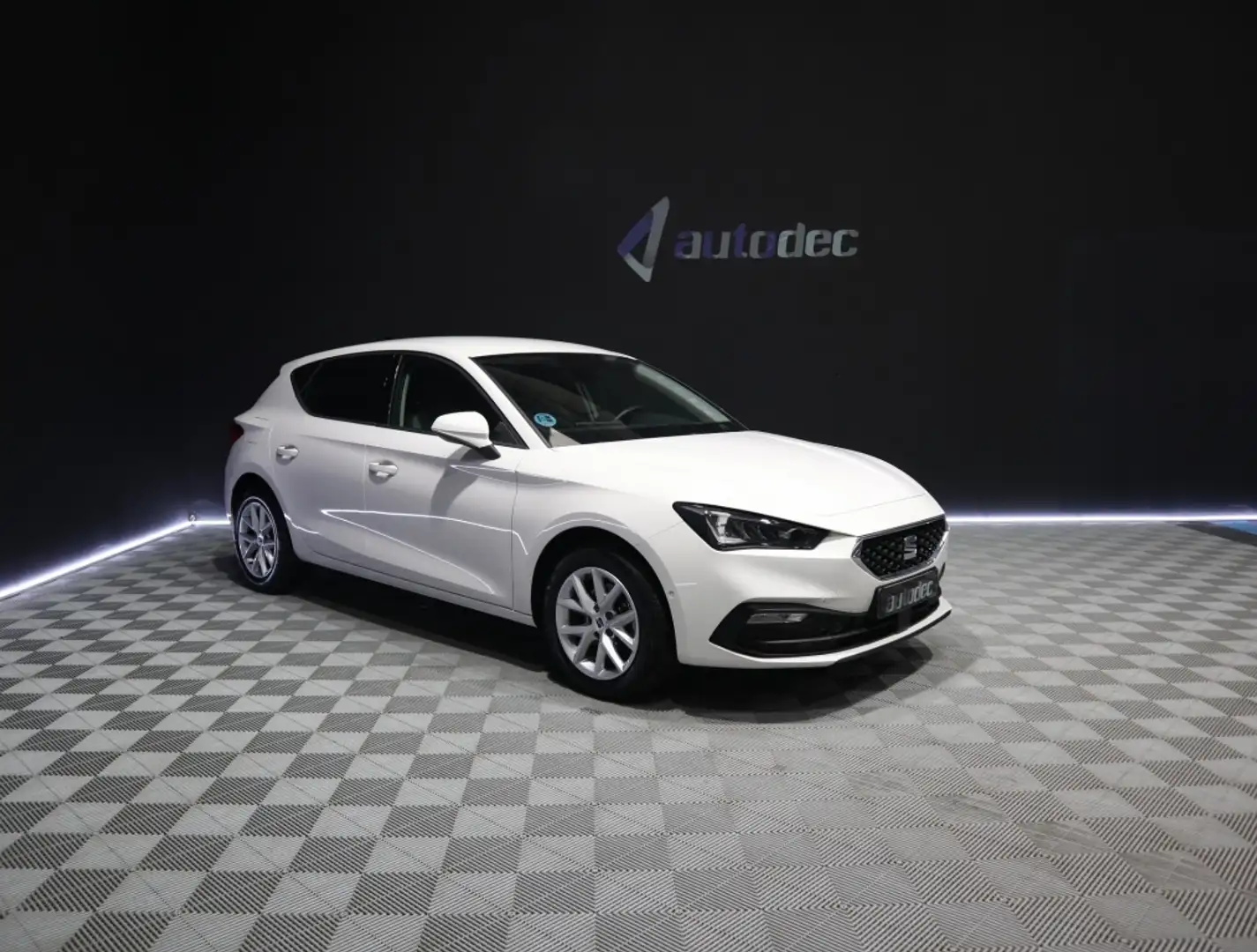 SEAT Leon 1.5 TSI S&S Style XS 130 Blanco - 1