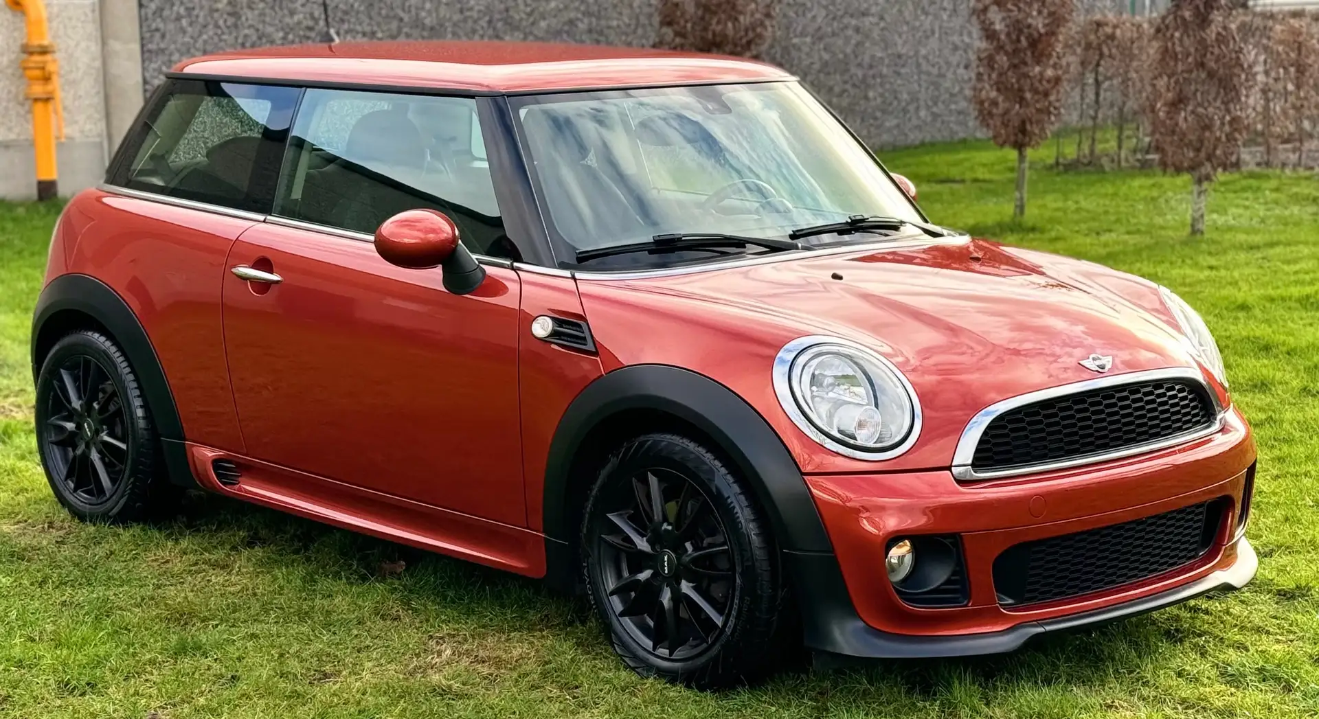 MINI One 1.6i JOHN COOPER WORKS Body kit Oranje - 1