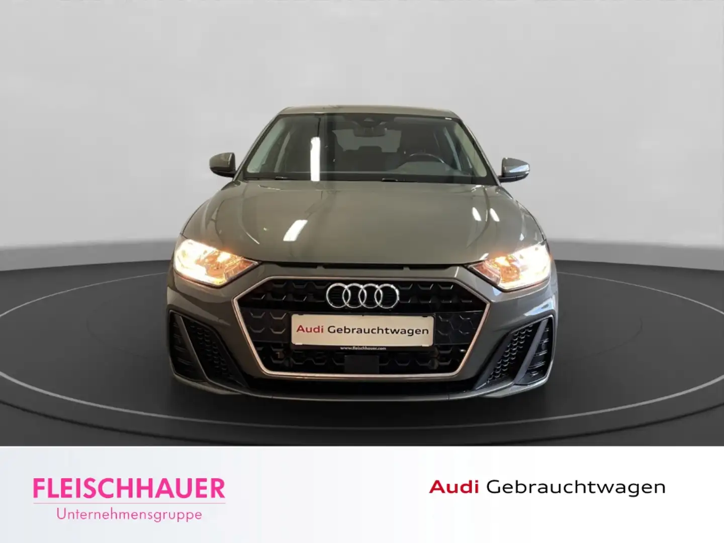 Audi A1 30 TFSI S line Sportback DSG DAB Tel.-Vorb. Navi P Grau - 2