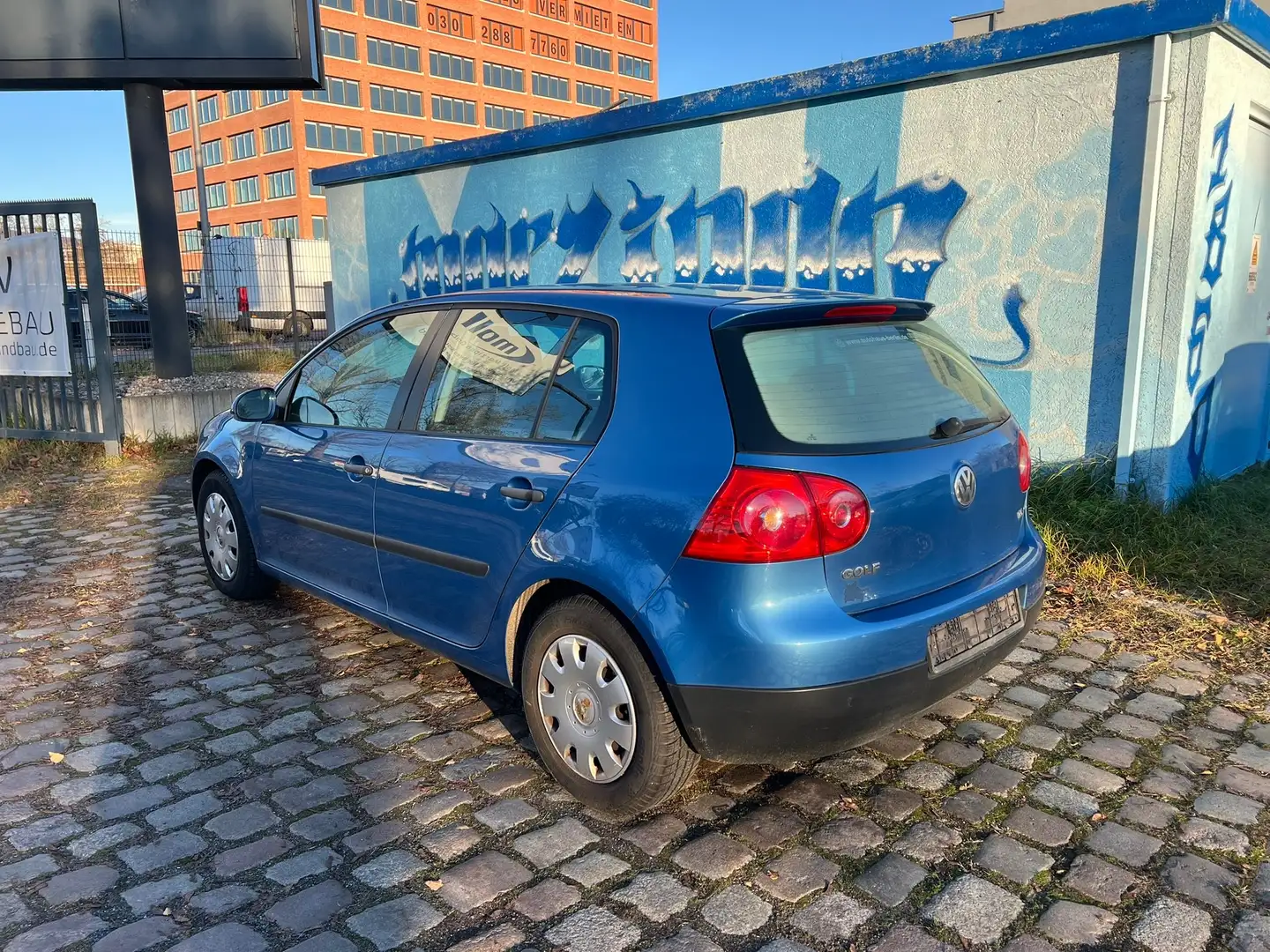 Volkswagen Golf Trendline Blau - 2