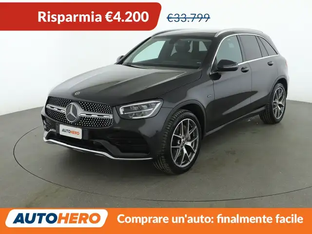 Mercedes-Benz GLC 300 GLC 300e Premium 4Matic PHEV