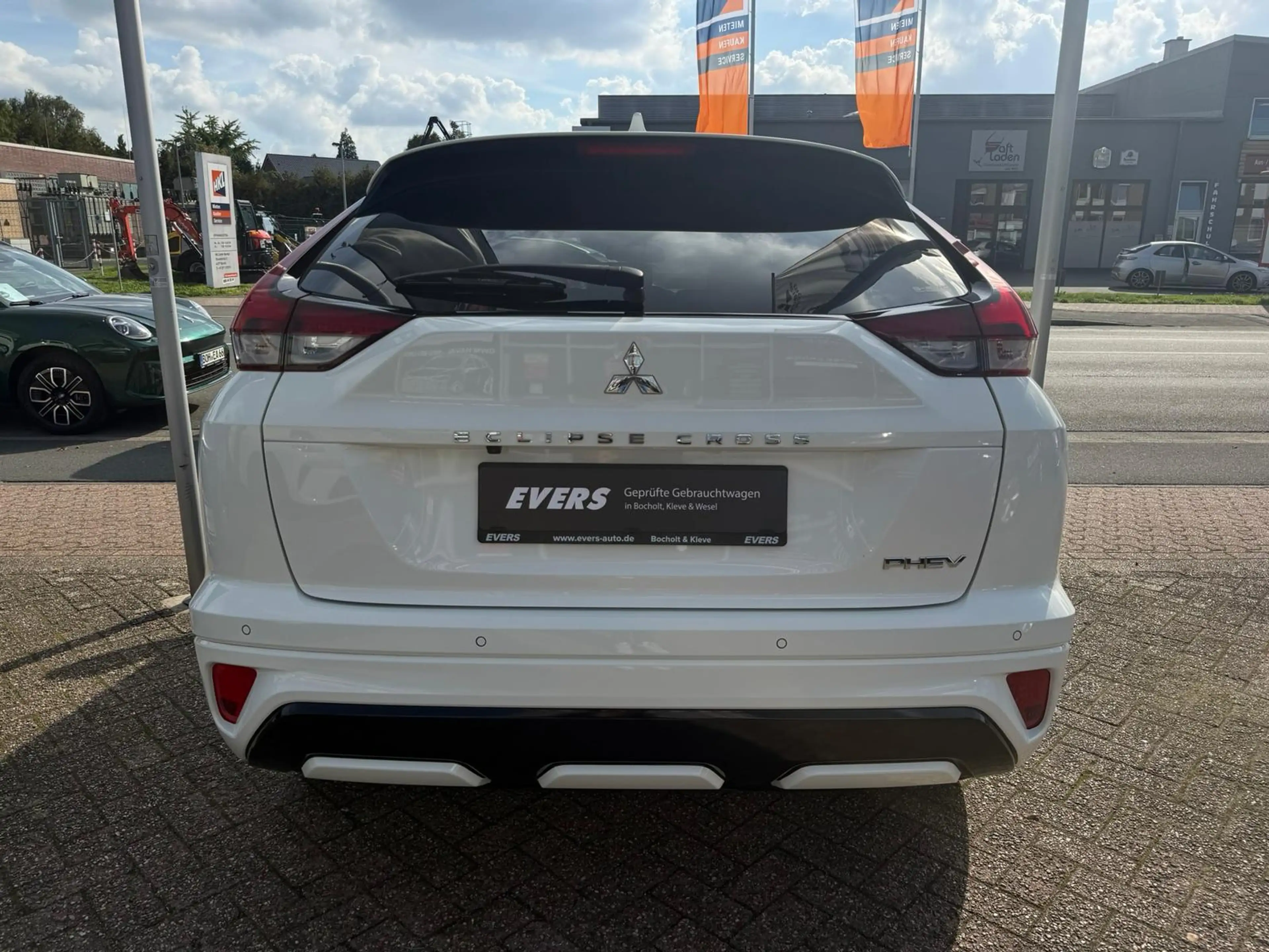Mitsubishi Eclipse Cross PHEV Select *LED *360° *Navi *AHK — photo 6