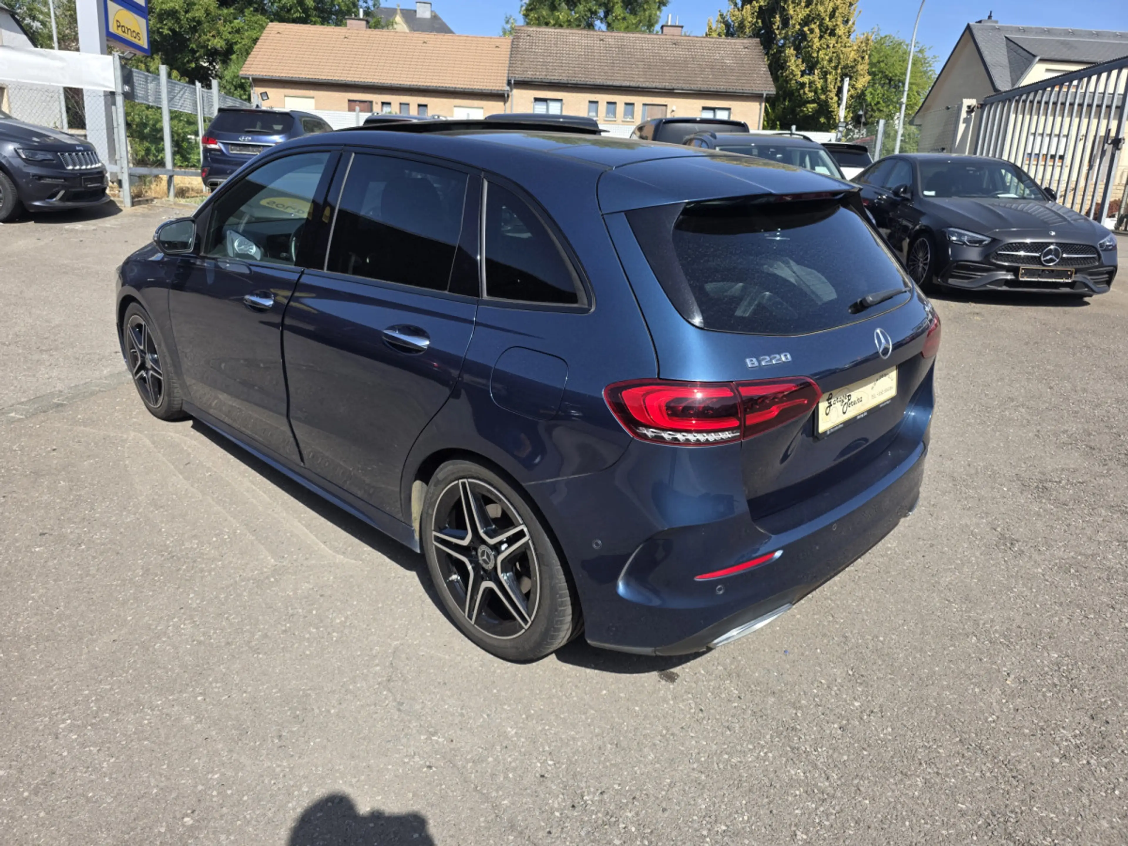 Mercedes-Benz B 220 B 220 AMG 4 Matic Pano GPS 1 Main — photo 3