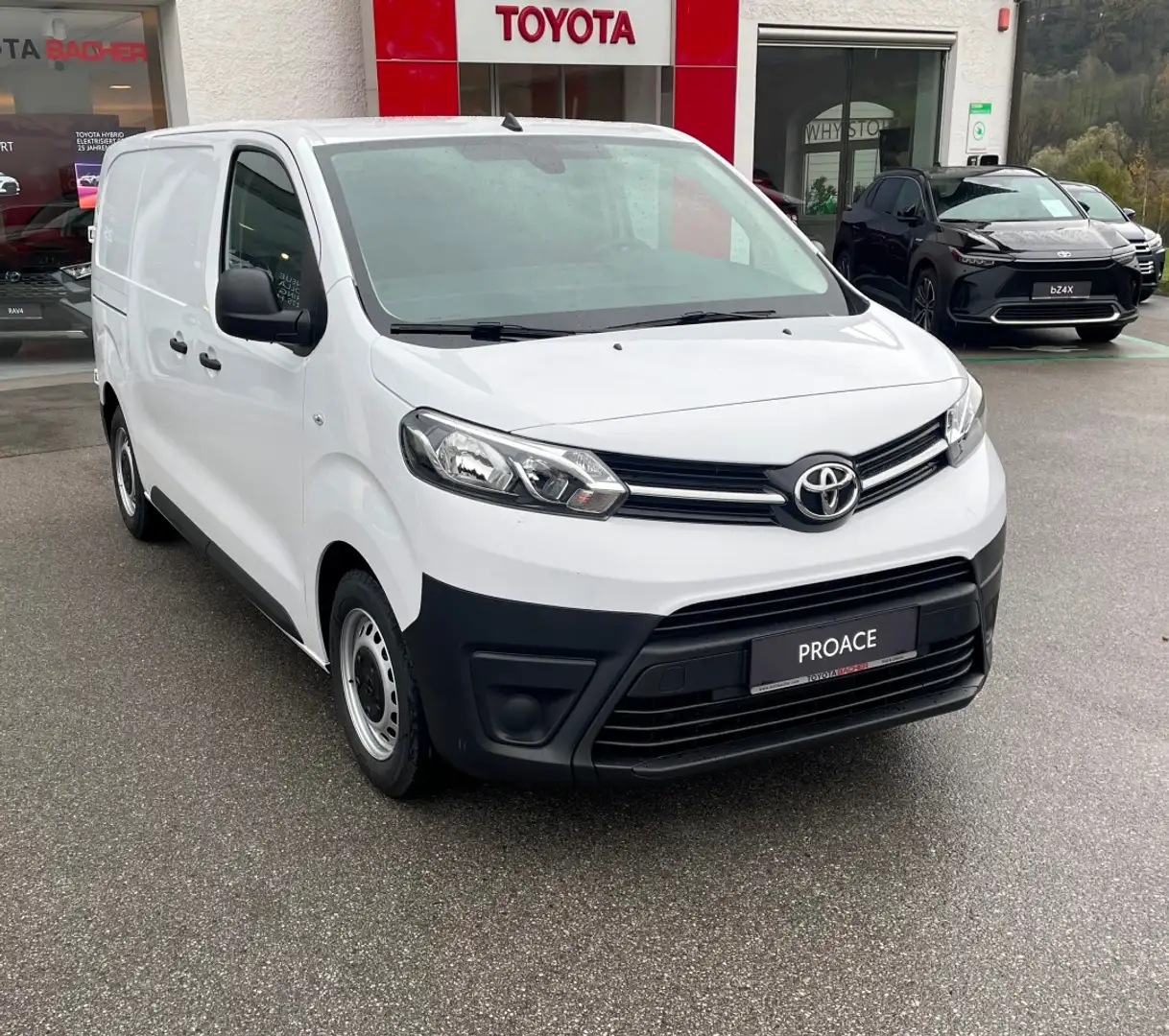 Toyota Proace Proace 1,5 D-4D 120 ProWork L1 medium *23.200,-- Weiß - 2