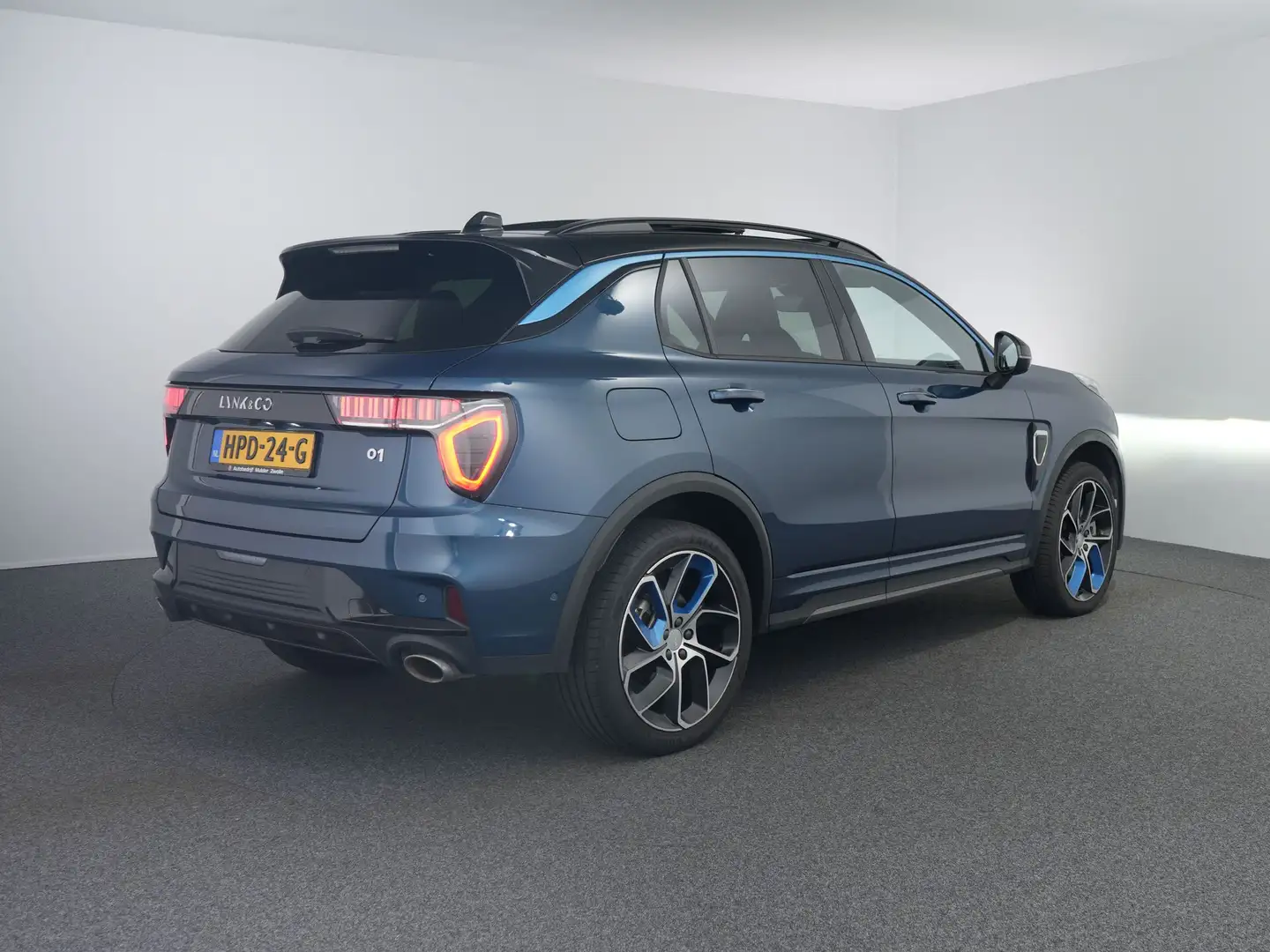 Lynk & Co 01 1.5  Zwarte hemel | Trekhaak | Pano | ACC | 360 Ca Bleu - 2