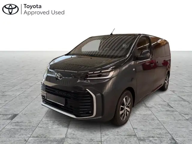 Toyota Verso Medium 2.0 Diesel 140 MT Family KKJ