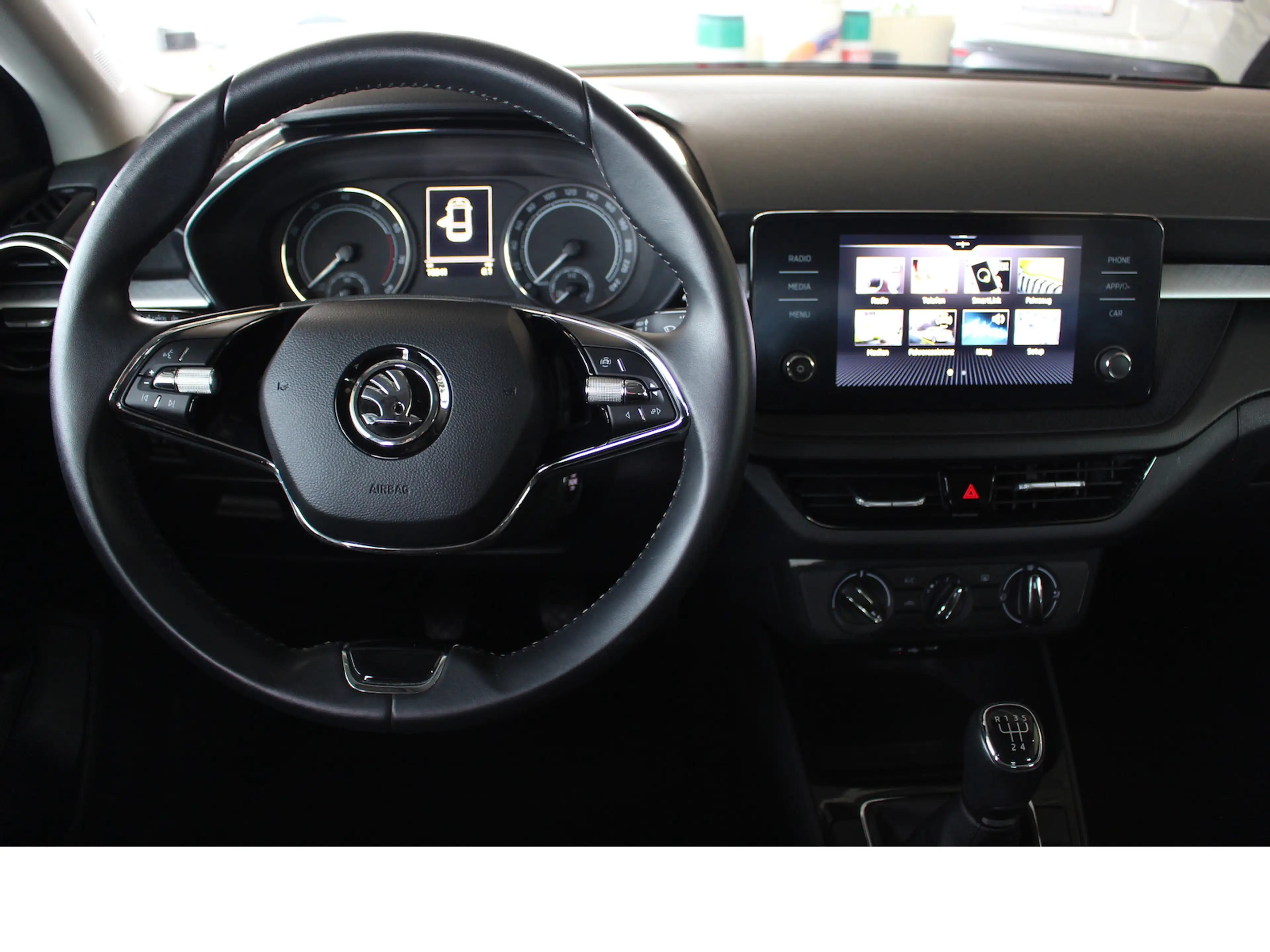 Skoda Fabia Ambition 1.0 Apple CarPlay,Android Auto,Wie Neu — photo 9