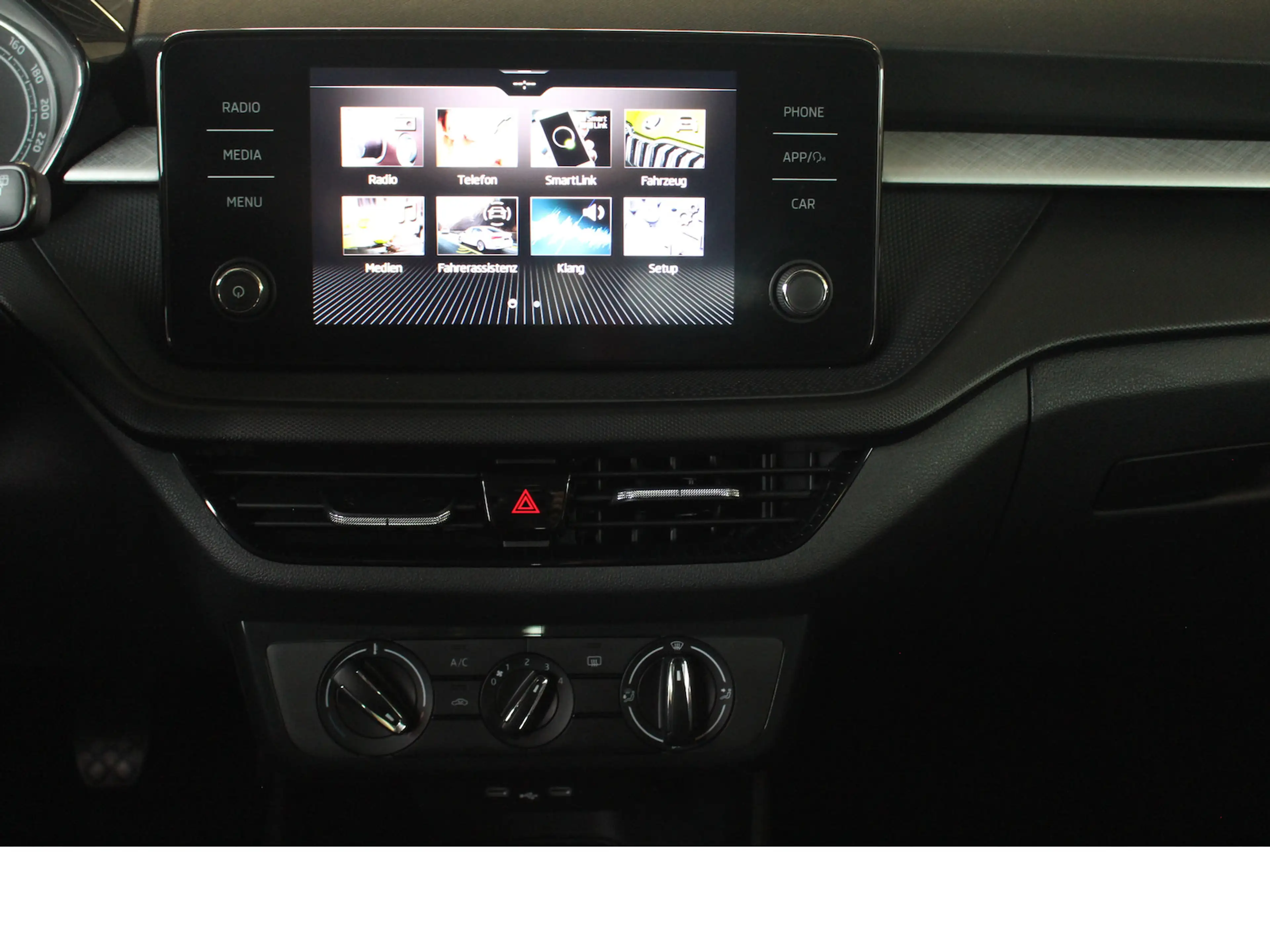 Skoda Fabia Ambition 1.0 Apple CarPlay,Android Auto,Wie Neu — photo 10