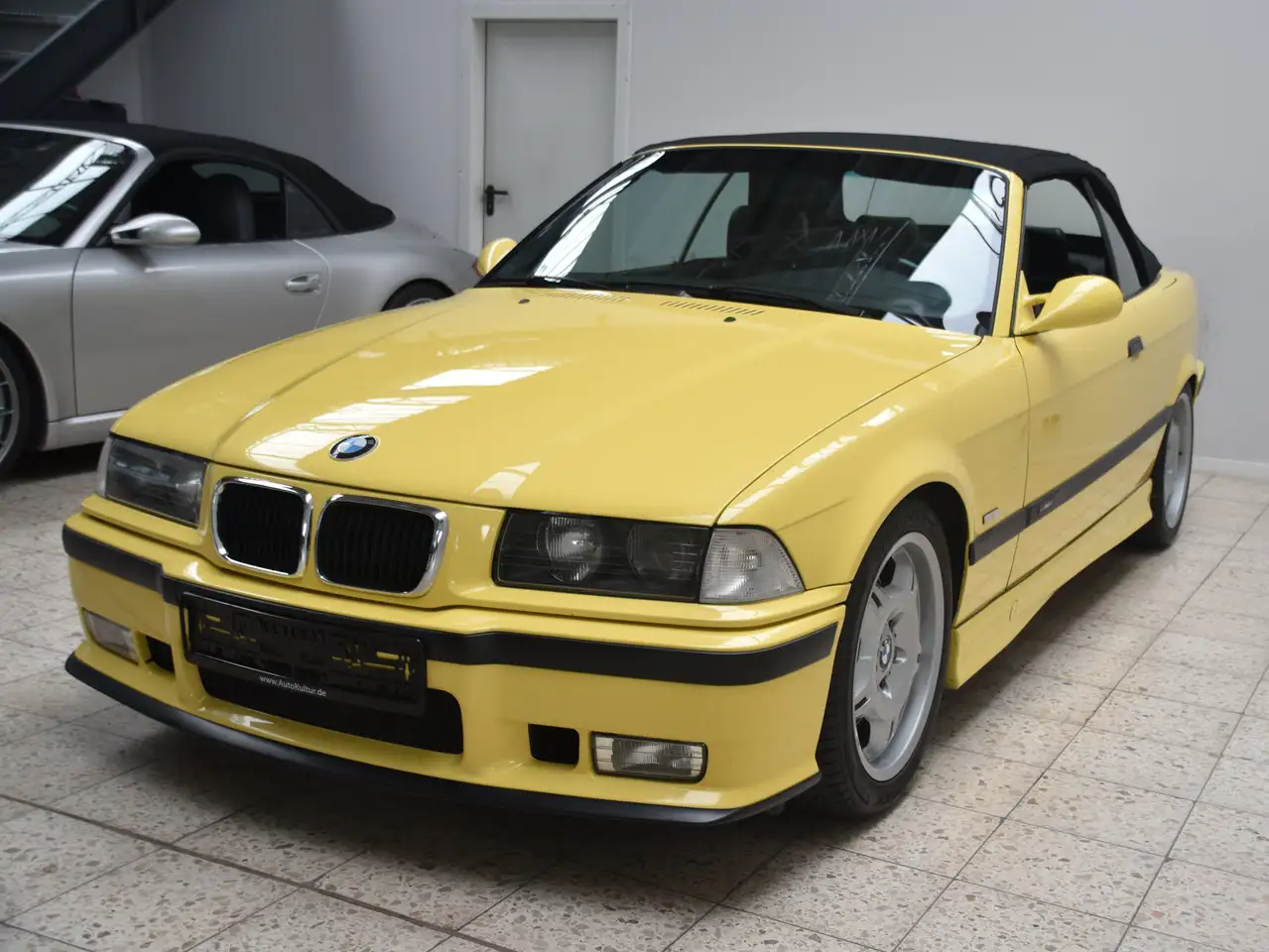 BMW M3 3.2 Cabrio / SMG / Verdeck NEU / Dakargelb, foto 3