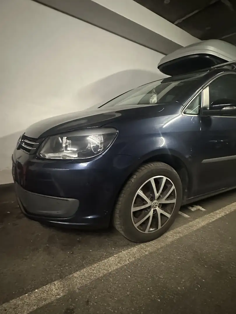 Volkswagen Touran Highline 1,6 BMT TDI DPF Blau - 2