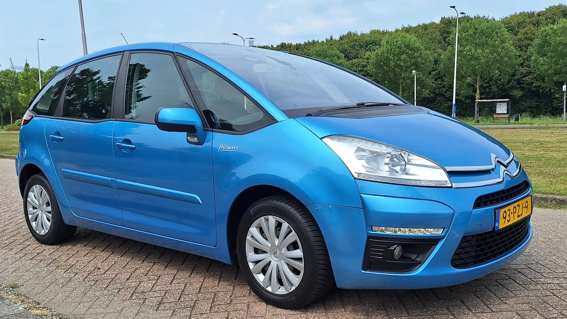 Citroen C4 Picasso 1.6 VTi 120pk Ambiance Azul - 1
