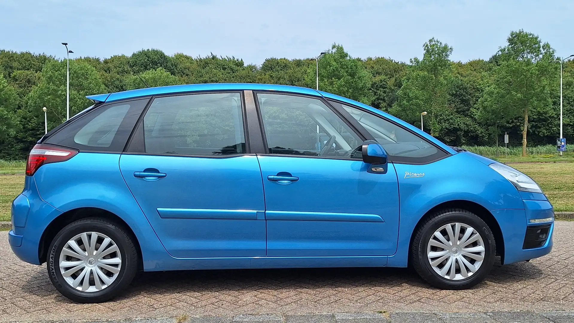 Citroen C4 Picasso 1.6 VTi 120pk Ambiance Azul - 2