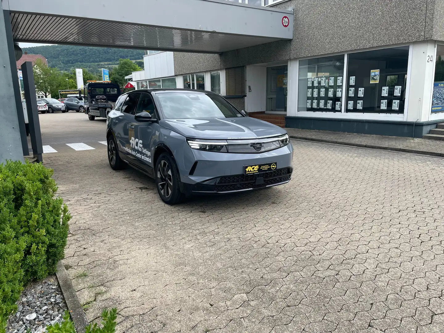 Opel Grandland Electric*GS*213PS*SchiebeDach*Navi* Gris - 2
