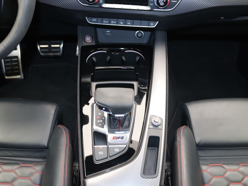 Audi RS4 TFSI quattro / Vmax280, Pano, Matrix — photo 9